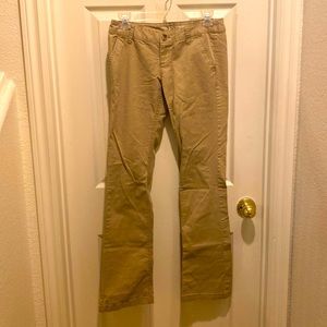 ✨LIKE NEW BARLEY WORN MOSSIMO SIM BOOTCUT KHAKIS✨